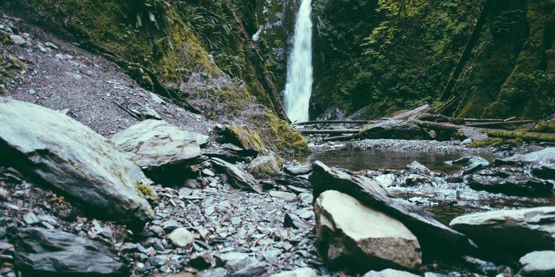 技术分享 | 从IT资讯看网络技术4演进：解码YYQYJT架构新范式