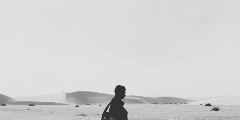 边缘计算节点网络架构设计与低延迟通信挑战：技术分享与编程资源解析